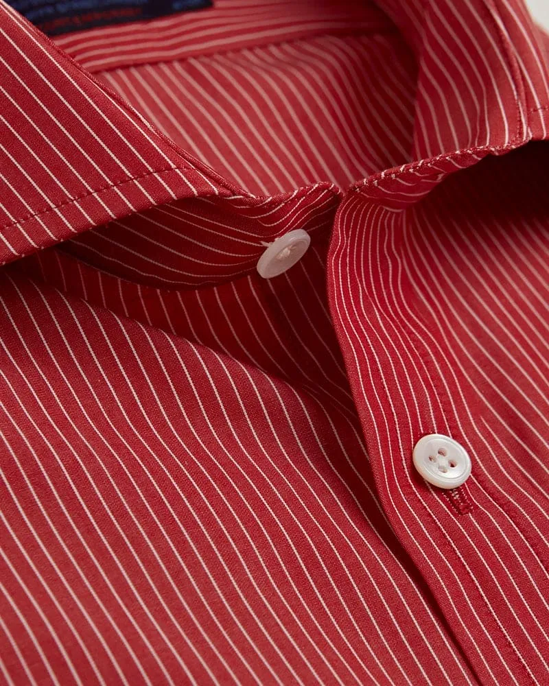 Contemporary Fit, Cutaway Collar, 2 Button Cuff Shirt in Red With White Line Stripe