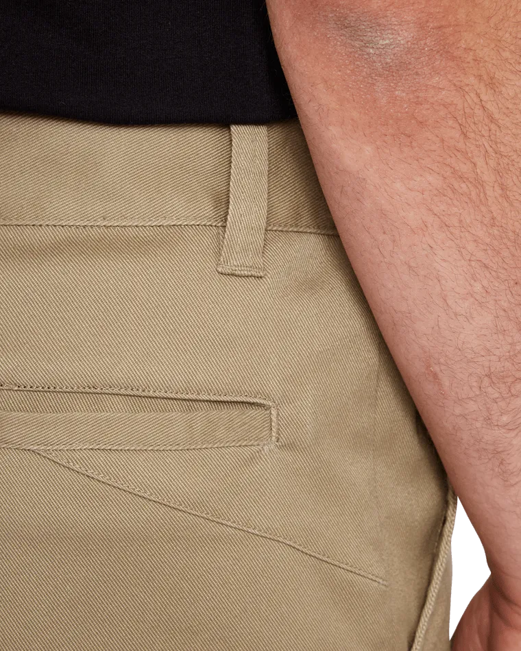 Loose Truck Chino Trousers in Khaki