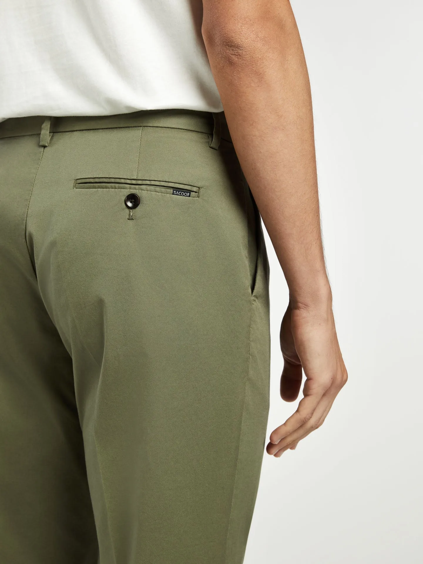 Timeless essential premium regular fit chino trousers